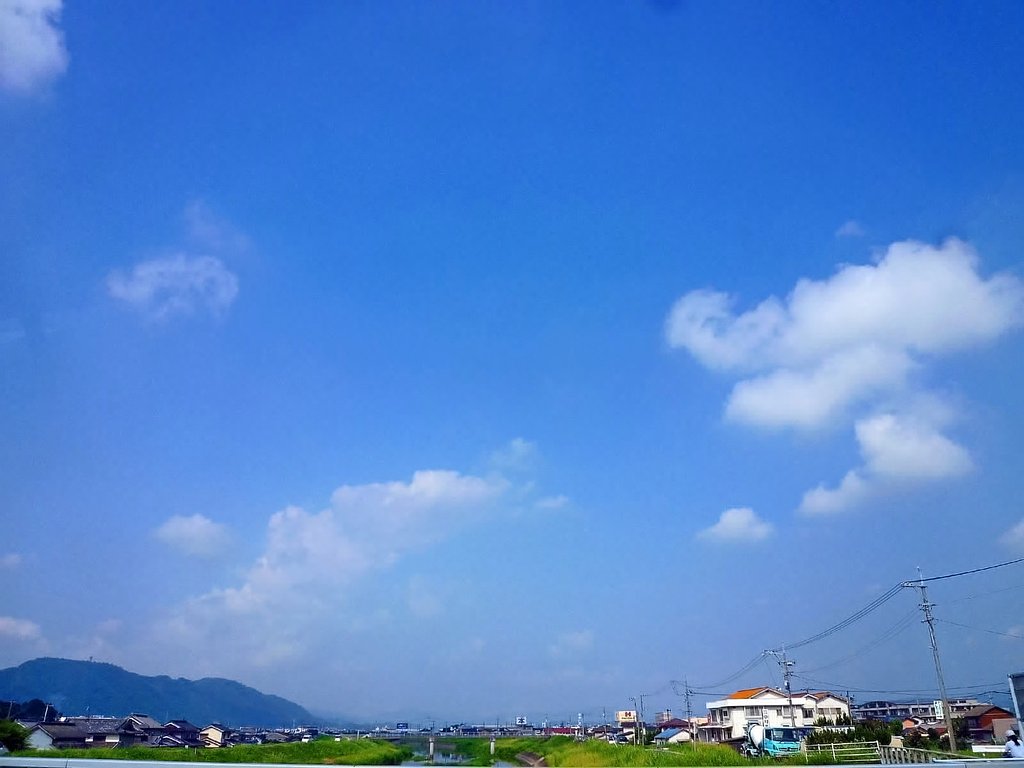 夏空の朝