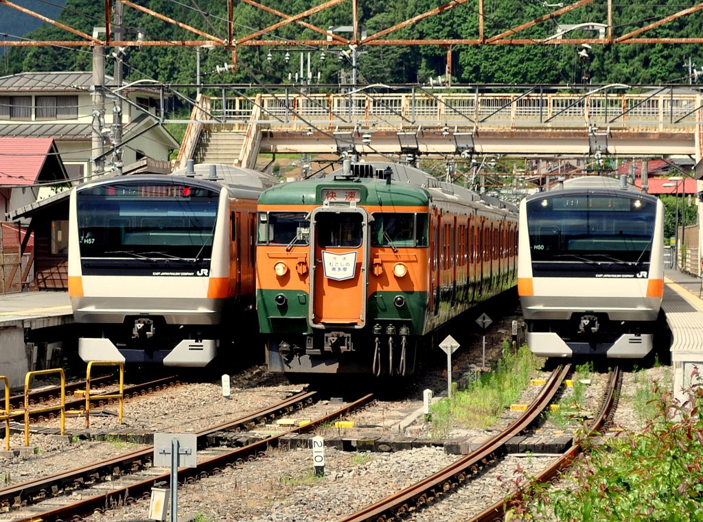 ３並び