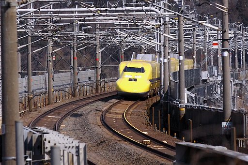 黄色い電車