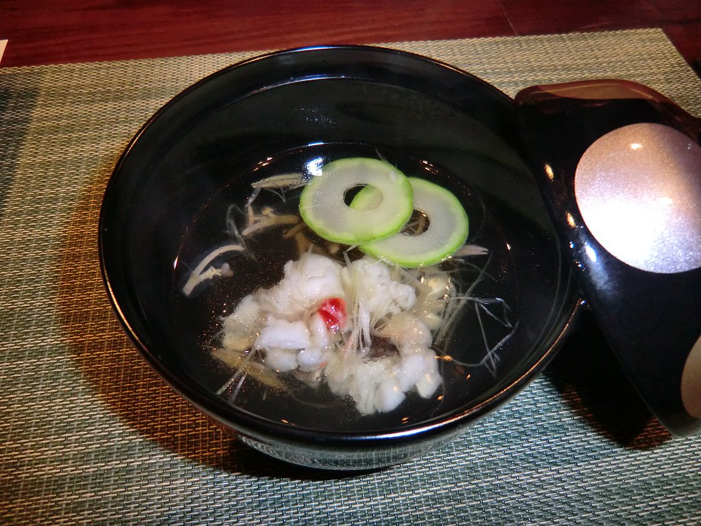 鱧（はも）の吸い物