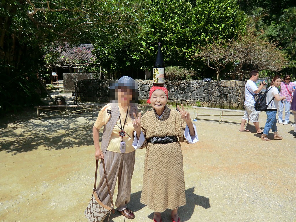 元気なおばあ（沖縄の旅９）