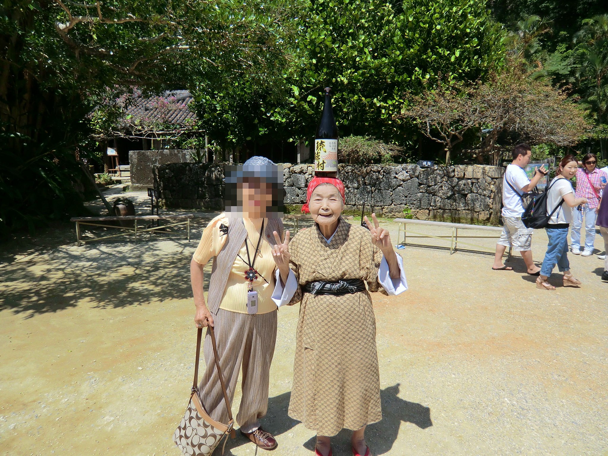 元気なおばあ（沖縄の旅９）