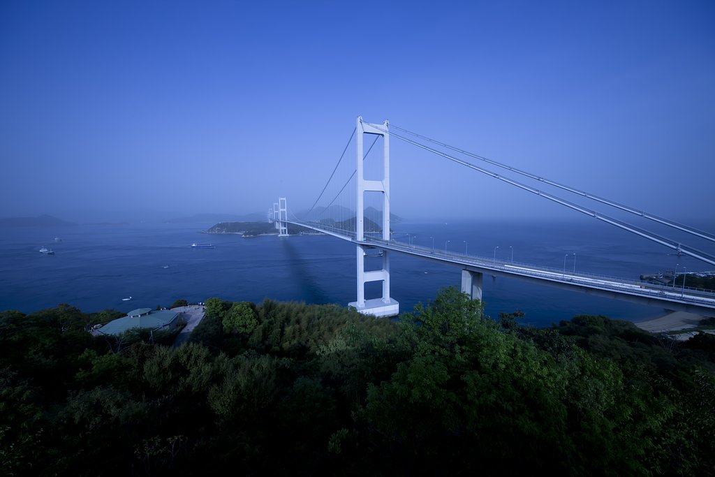来島海峡大橋