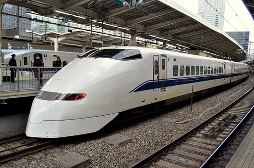 東京駅　３００系新幹線車両