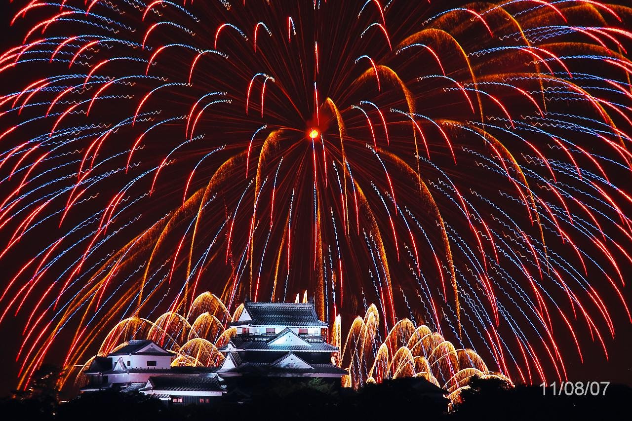 松山港まつり花火大会　（８・７）