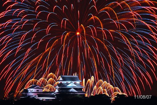 松山港まつり花火大会　（８・７）