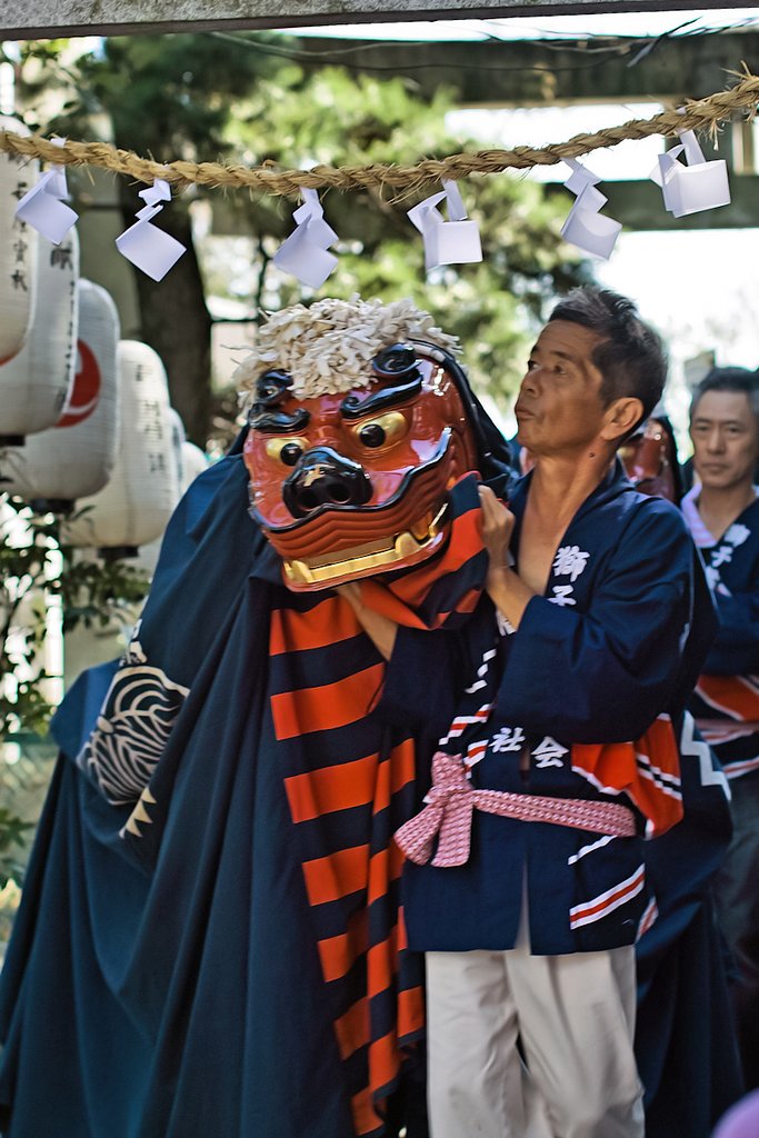 獅子舞が始まる