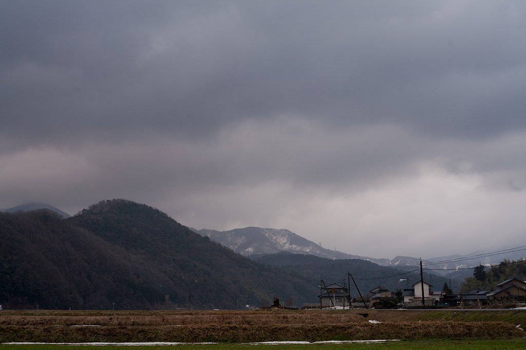 今朝は小雨がパラパラと・・