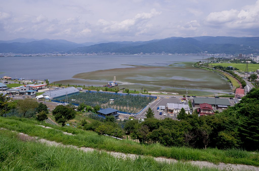 この湖は？