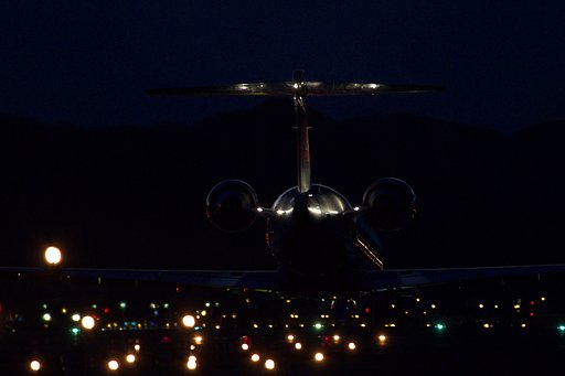夜間飛行へ