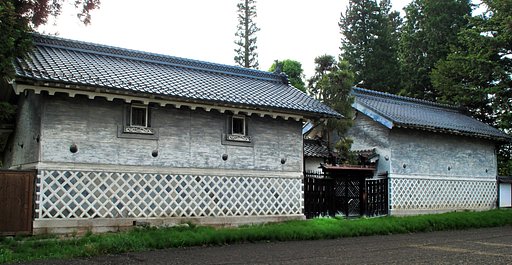 [日本]　蔵（土蔵）