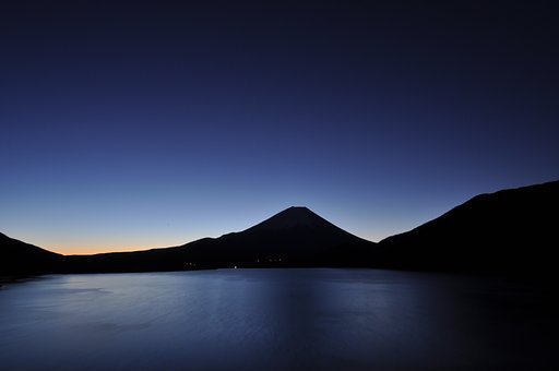 日の出る前