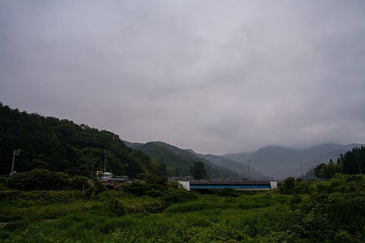 霧雨の様な北東の空。
