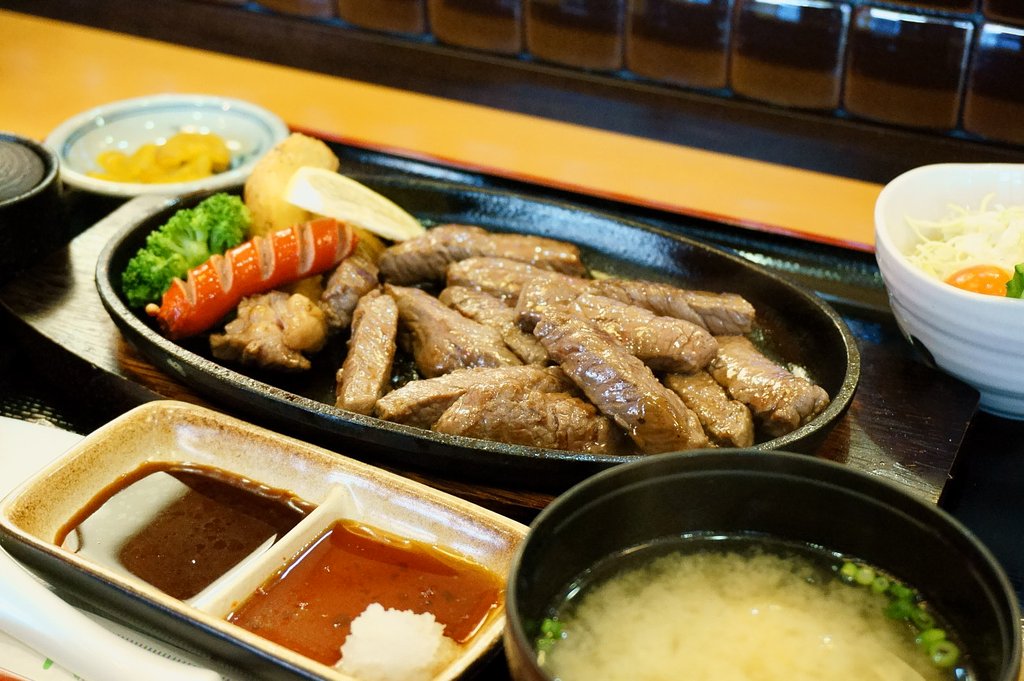 お昼のメニュー