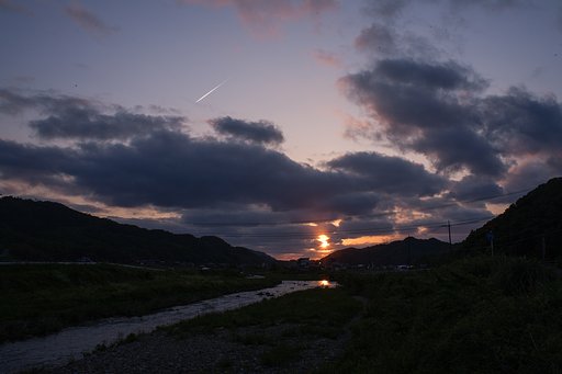 冬型気圧配置の夕焼け。