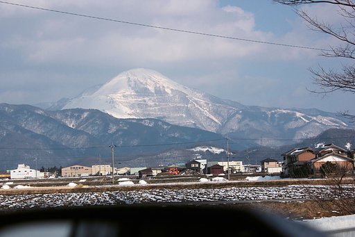 車窓＿伊吹山