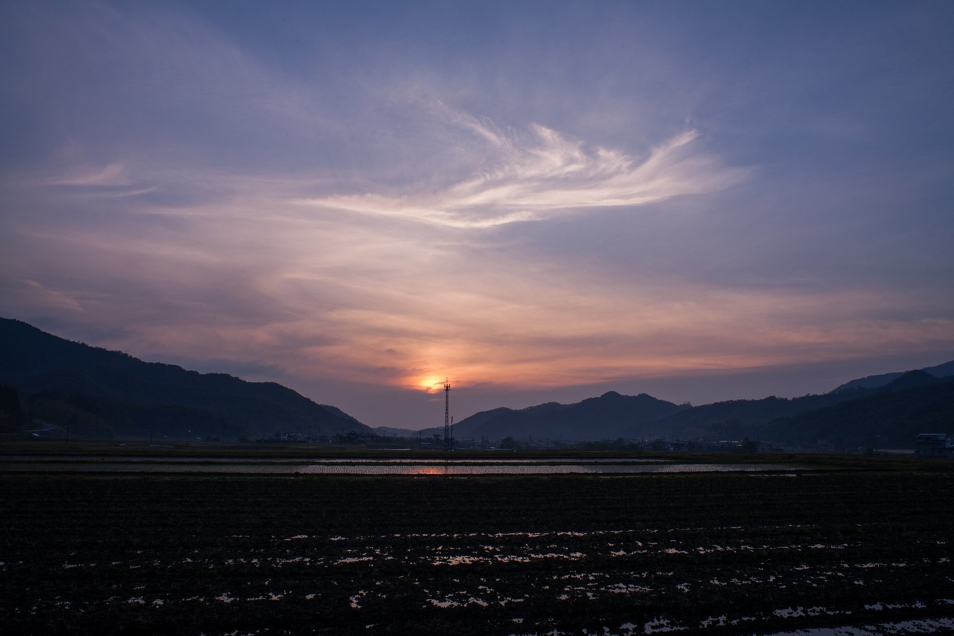 夕焼けが見られました・・。