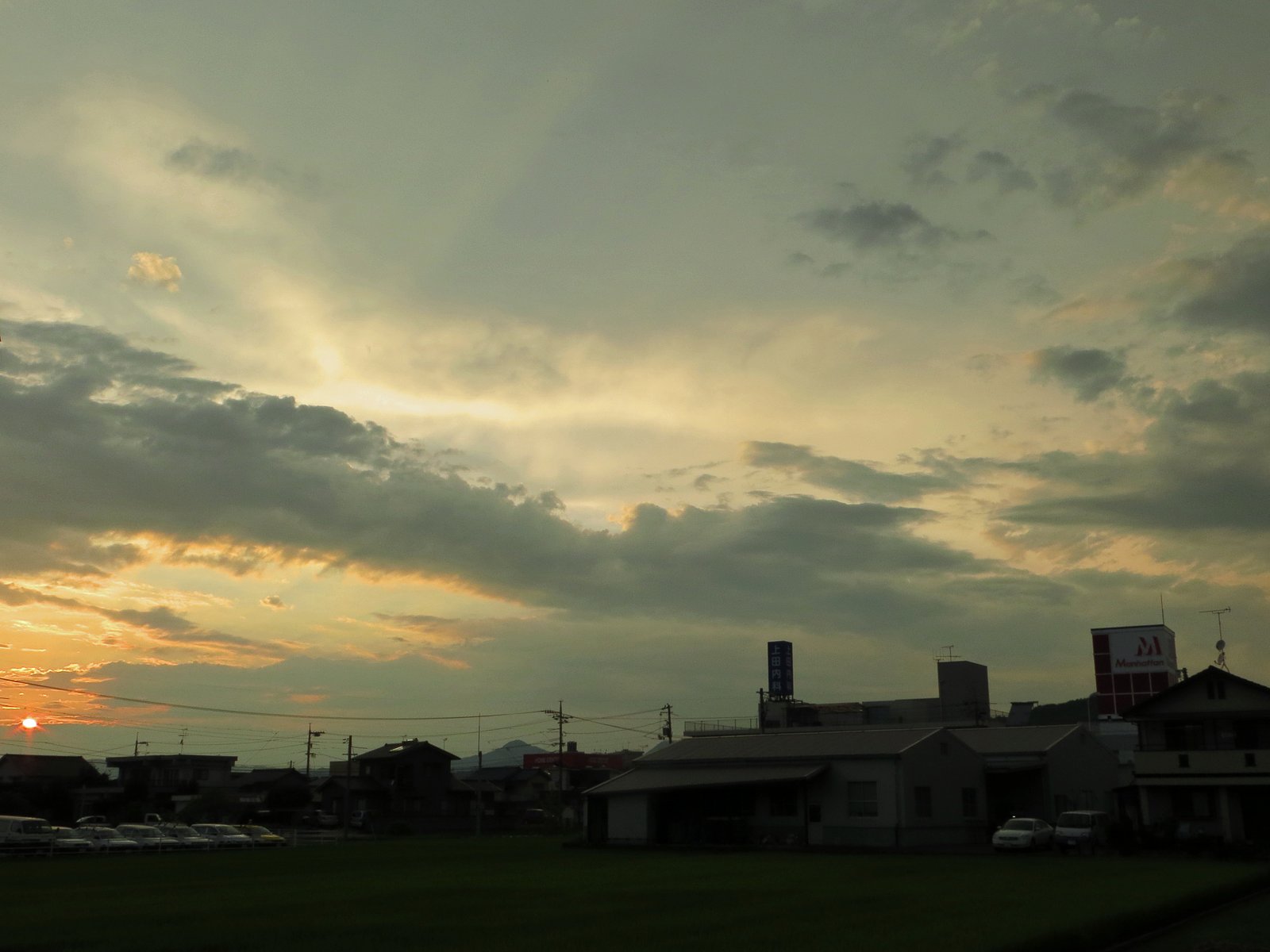 暑い夕暮れ