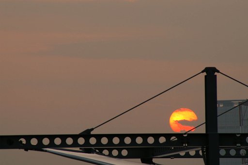 夕陽をのせると