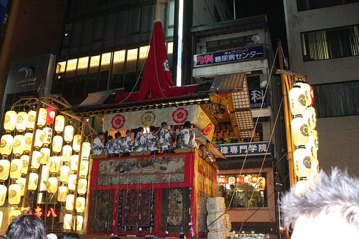 祇園祭りは熱い