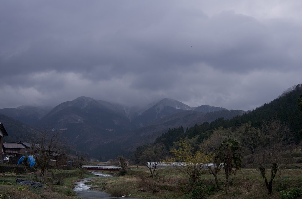 朝日の出の時間はアラレが・・。