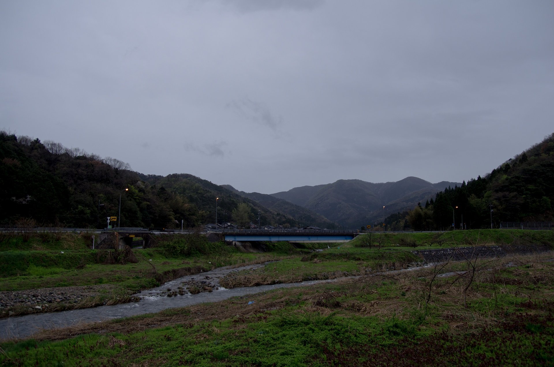 朝は歩けないほどの強風が・・