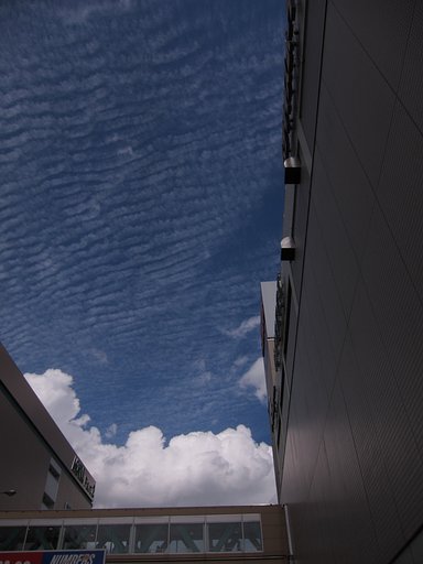 地震雲？