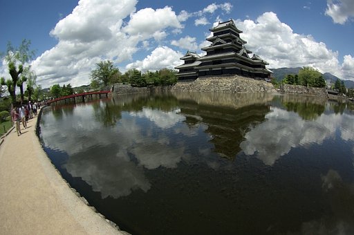 広いお堀