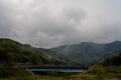 雨がパラリから曇りに。