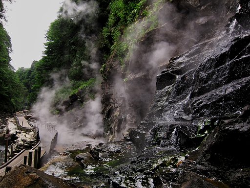 大噴湯