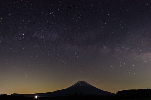 横たわる銀河