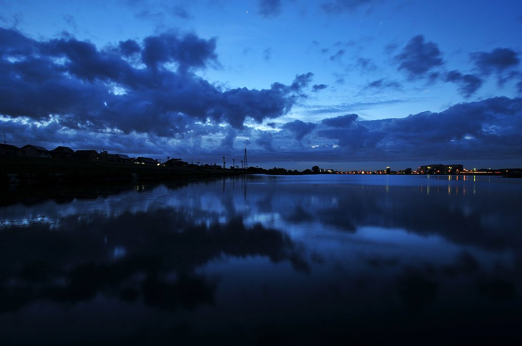 雲流れる