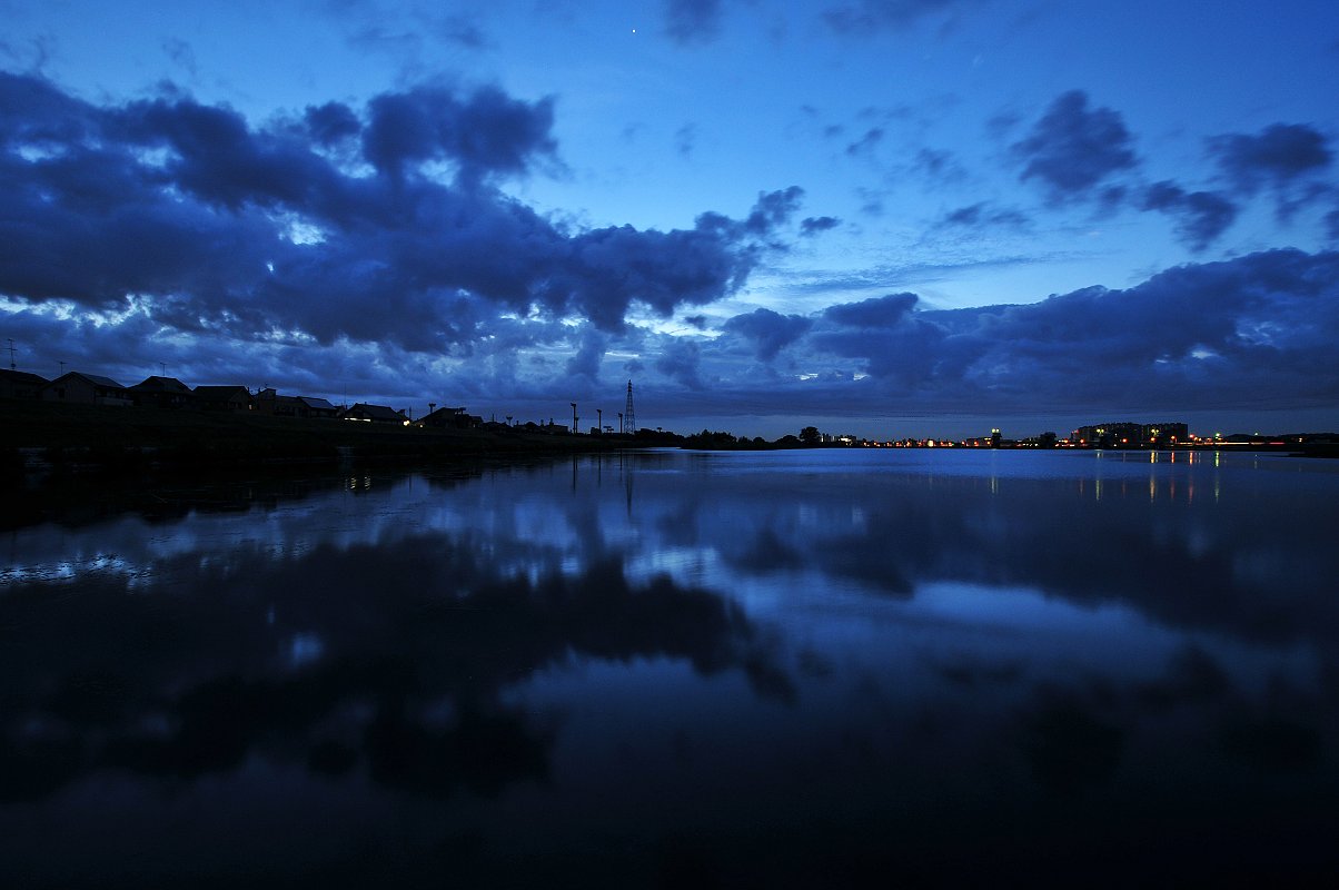 雲流れる