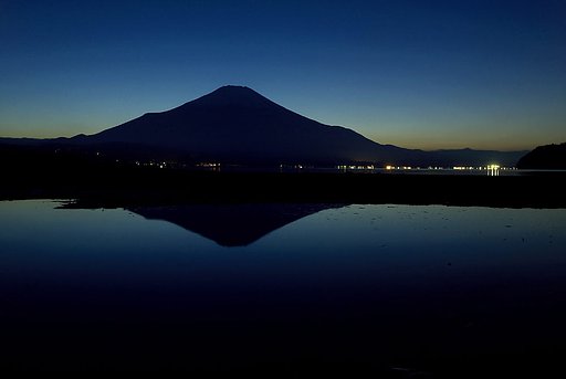 「逆」逆さ富士
