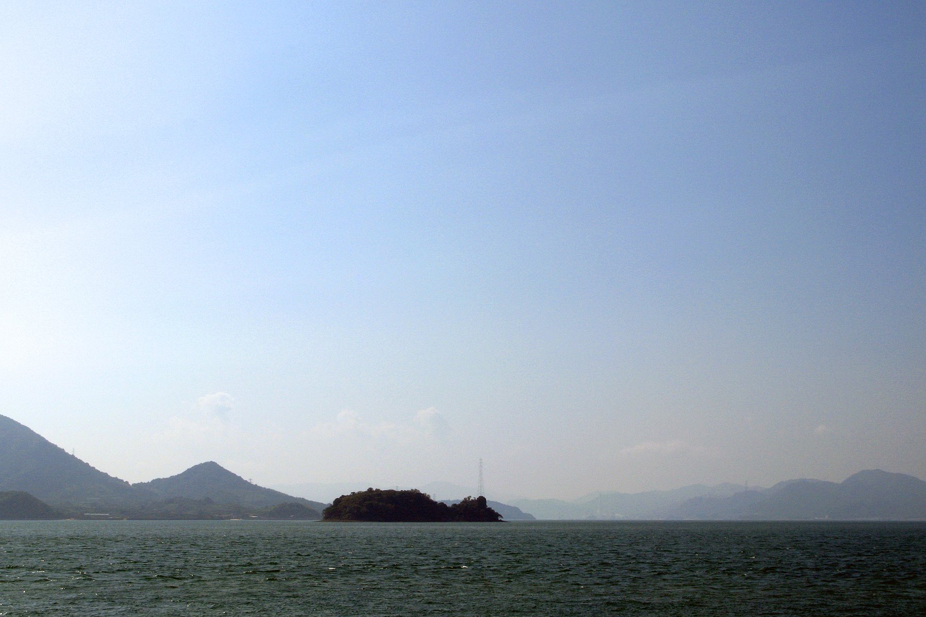 【逆光】ひょうたん島