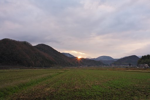 つかの間の朝日の出!