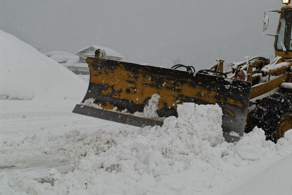 バス停付近の除雪!