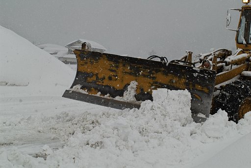 バス停付近の除雪!