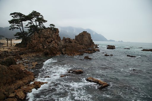 小雨の敦賀（水晶浜）