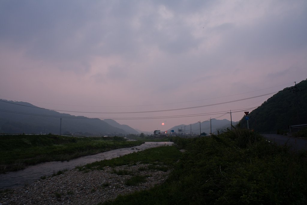 黄砂の夕焼けが・・