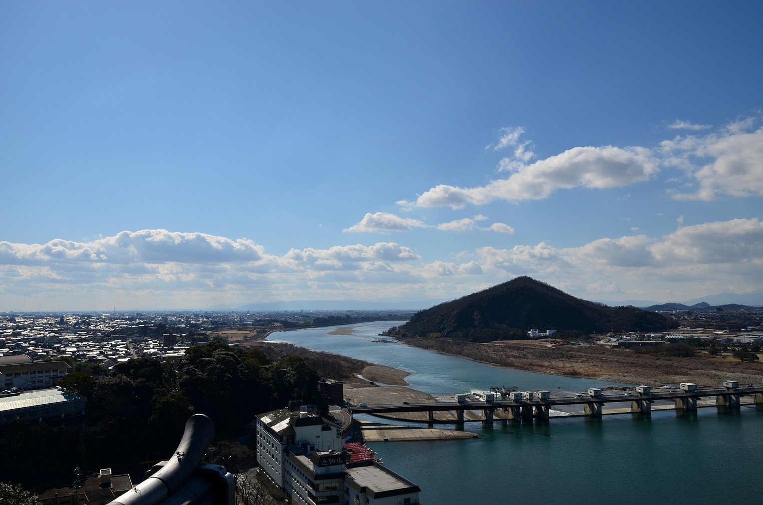 犬山城の天守閣から