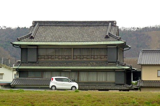 木造三階建