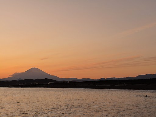 夕暮れの富士
