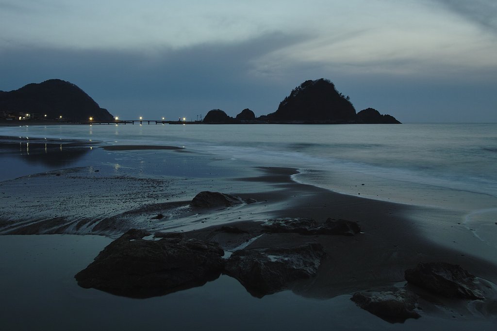 由良　白山島