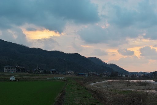 一寸だけ夕焼けに。