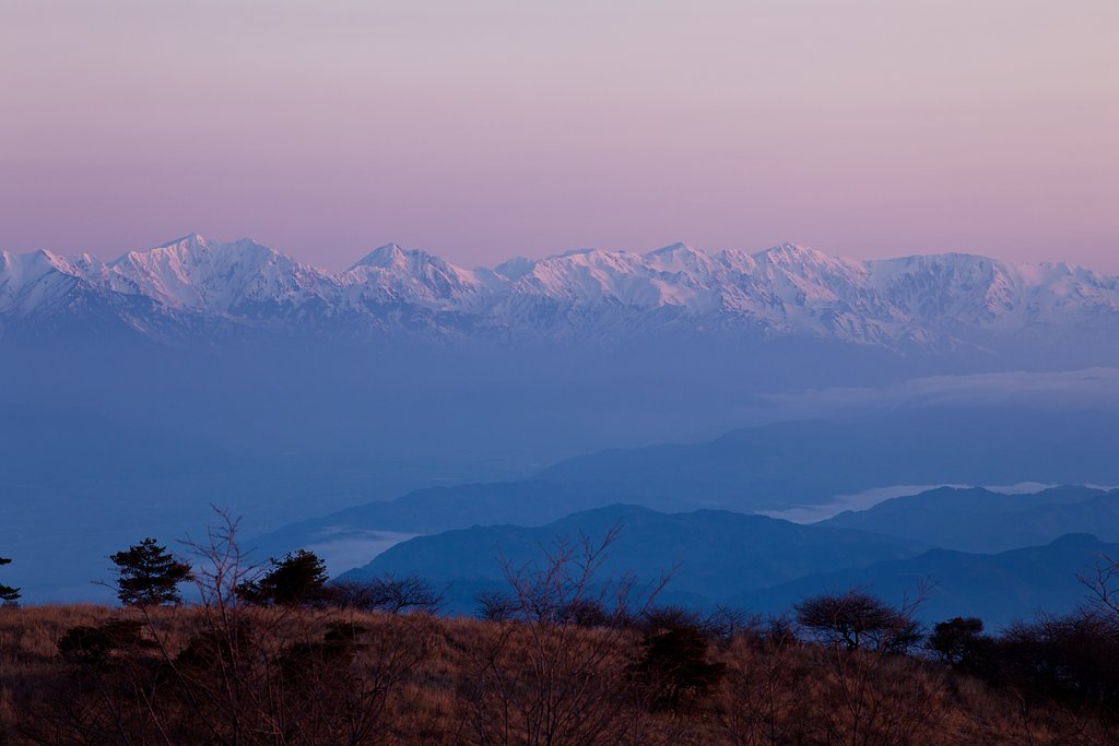 白き峰々