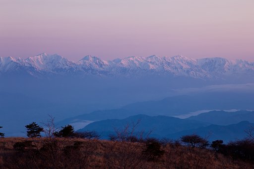白き峰々