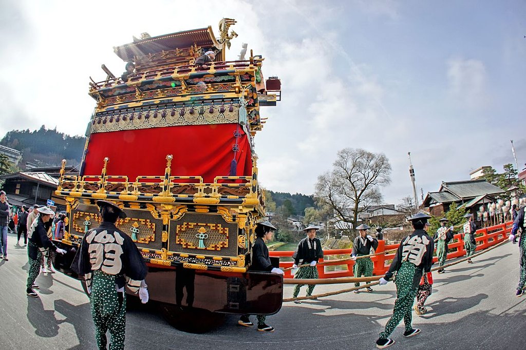 【淡彩】高山春祭り