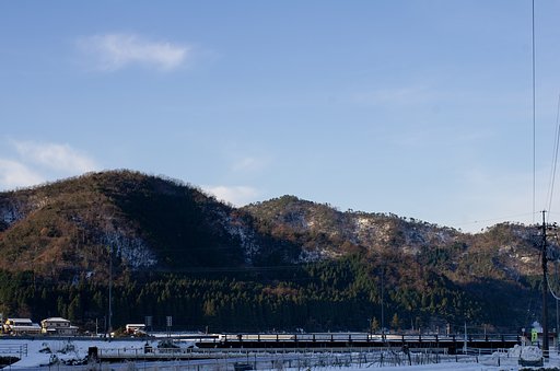 朝の西空を。