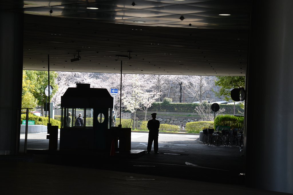 勤務中